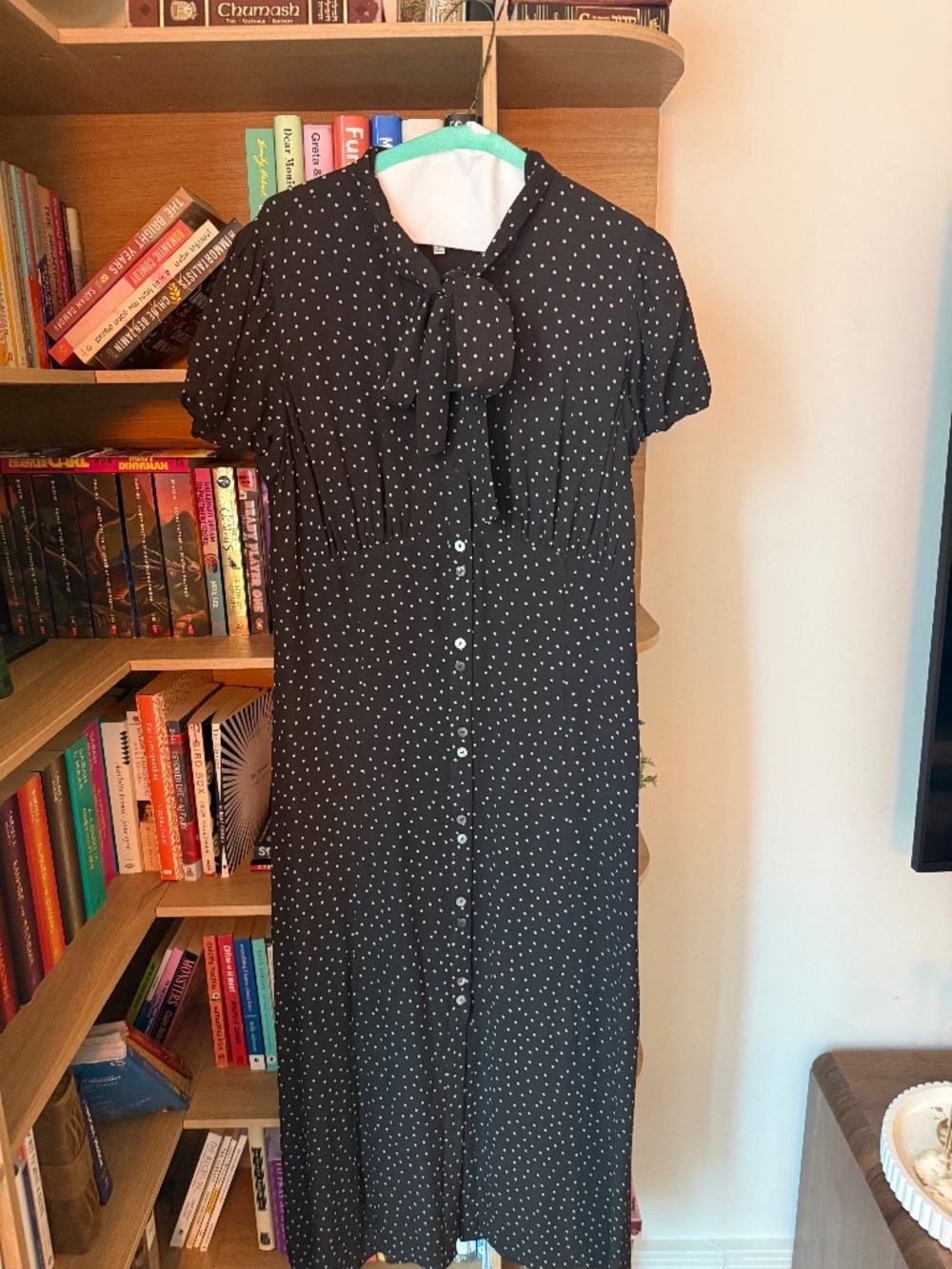 Reformation brown polka dot tie-neck midi (12) - Picture 2 of 5